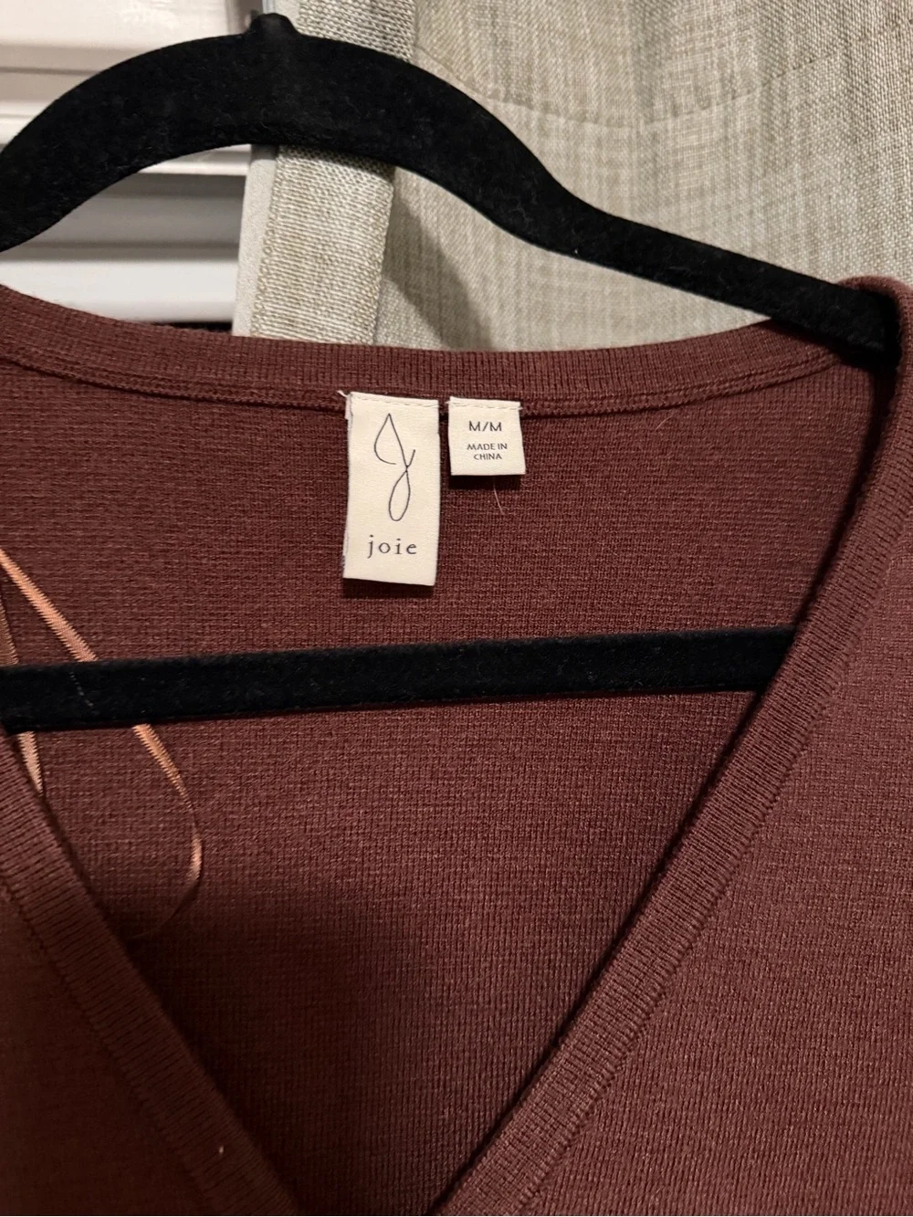 Joie Women's V-Neck Sweater in Mauve Brown